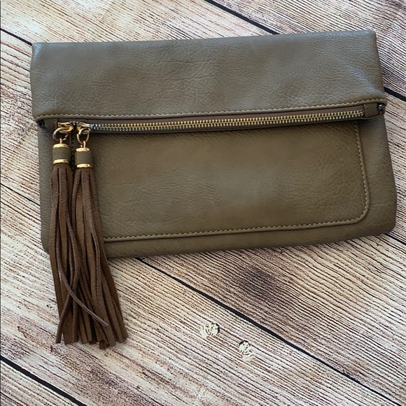 Taupe Chainlink Crossbody - Picture 6 of 6